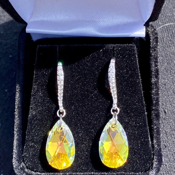 💸FINAL PRICE DROP🌻NIB 925 Golden Shadow Aurora Borealis Earrings🌻 - Picture 12 of 14